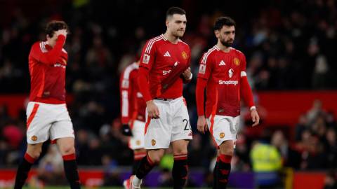 Rẻ rúng cúp FA thì đừng mơ chuyện phục hưng, MU nhé!