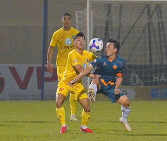 Minh Vương in dấu giày trong 2 bàn thắng của HAGL - Ảnh: Thanh Hoá FC