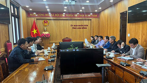  Chủ tịch LĐBĐ Việt Nam làm việc với tỉnh Lâm Đồng về phát triển bóng đá