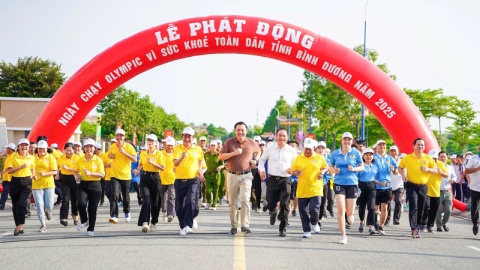 Sôi nổi Lễ phát động Ngày chạy Olympic vì sức khỏe toàn dân tỉnh Bình Dương và Giải Việt dã huyện Bàu Bàng mở rộng năm 2025