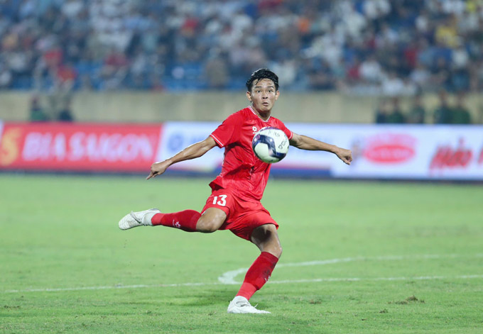 Bùi Vĩ Hào chấn thương nặng sẽ là tổn thất lớn với Bình Dương và ĐT Việt Nam - Ảnh: Phan Tùng 