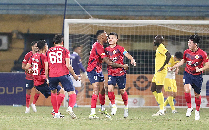 Dù vậy, tham vọng ăn ba sẽ không dễ thực hiện. Ảnh: Đức Cường