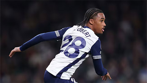  Wilson Odobert, vũ khí nguy hiểm của Tottenham