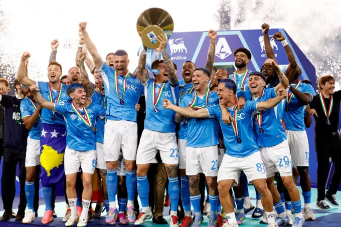 Napoli vô địch Serie A 2024/25