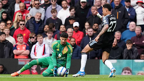  Trọng tài tước tấm vé dự Champions League của Aston Villa?