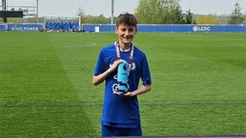  Arthur Barratt: Ngôi sao gốc Việt đang tỏa sáng ở đội trẻ Chelsea