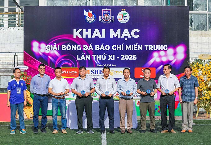 Giải bóng đá dành cho các nhà báo bước sang mùa giải thứ 11.