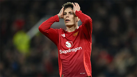  Aston Villa tranh Garnacho với Napoli và Chelsea