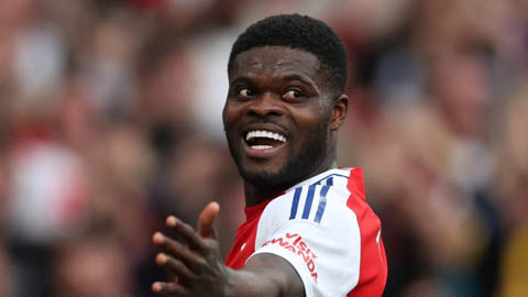  Arsenal loại bỏ 17 cầu thủ sau mùa giải trắng tay