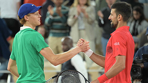  Bán kết Roland Garros: Sinner chấm dứt đế chế Djokovic, chung kết trong mơ với Alcaraz