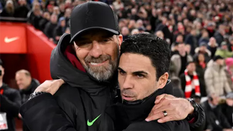  Klopp đe dọa phá hỏng mùa hè của Arsenal bằng một động thái gây sốc