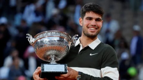  Kinh điển chung kết Roland Garros: Alcaraz cứu 3 championship point, hạ Sinner trong 5 set