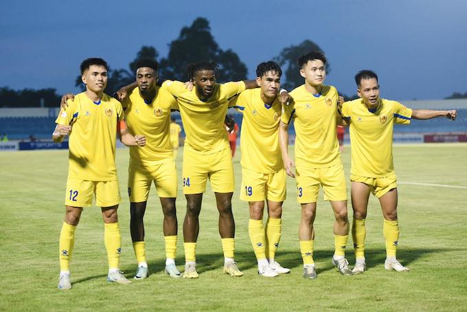 Quảng Nam có tìm được niềm vui cho chính mình khi mùa giải kết thúc? Ảnh: Phan Tùng