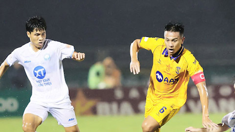  SLNA nhận cú sốc lớn, căng thẳng trong cuộc chiến sinh tồn