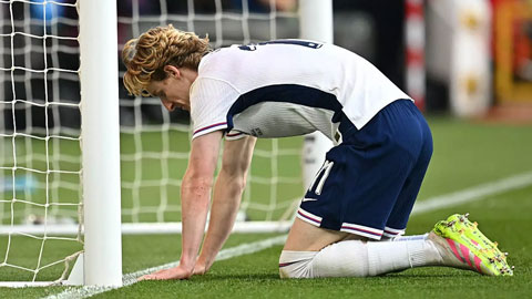  Fan Anh muốn 1 cầu thủ bị loại sau trận thua Senegal và chỉ đích danh người thay thế