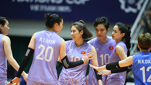  Đỉnh cao bóng chuyền Việt Nam: Bích Tuyền ghi 28 điểm, hạ Kazakhstan ghi danh chung kết