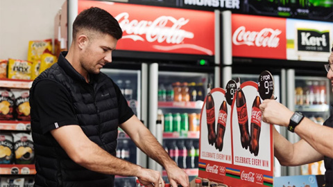  Đối thủ của Bayern tổn thất lực lượng vì bận... bán hàng