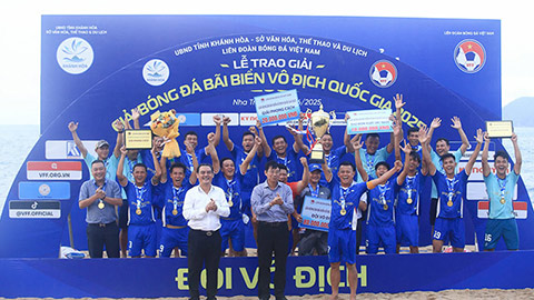  Khánh Hòa đăng quang ngôi vô địch Giải bóng đá bãi biển VĐQG 2025