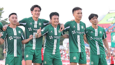  Giải hạng Nhất QG-Bia Sao vàng 2024/25: Bình Phước giành vé dự trận play-off