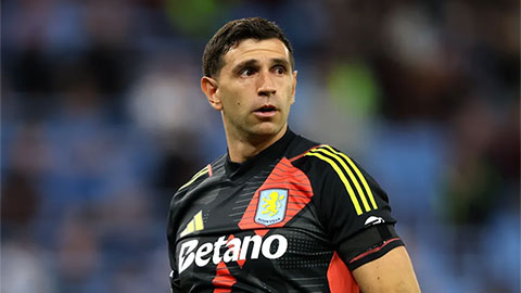  Nhà vô địch World Cup sẵn sàng làm mọi thứ để được khoác áo MU