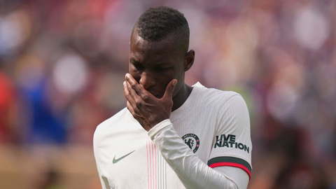  Nicolas Jackson: Thẻ đỏ sau 4 phút, sinh nhật hóa ác mộng