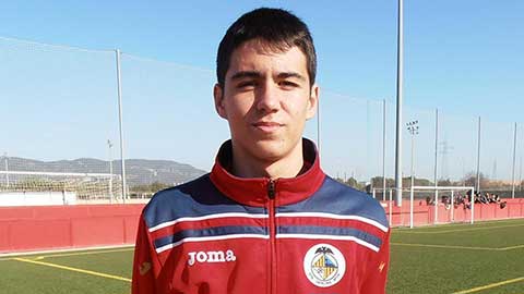  Carlos Cuesta, 'Tiểu Mourinho' và hành trình tới Serie A