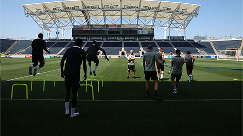  Tại sao toàn đội Chelsea 'đi tắm sớm' trước trận gặp Esperance?