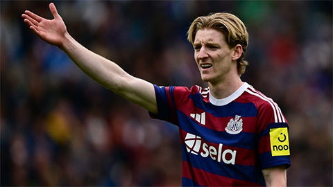  Sao Newcastle trên đường tới Arsenal?