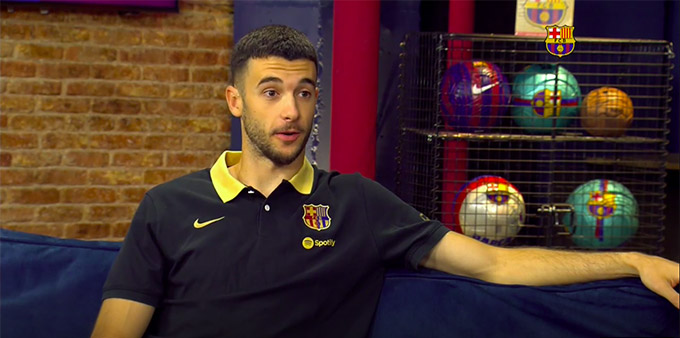 Joan Garcia thừa nhận chuyển từ Espanyol sang Barca có hơi kỳ