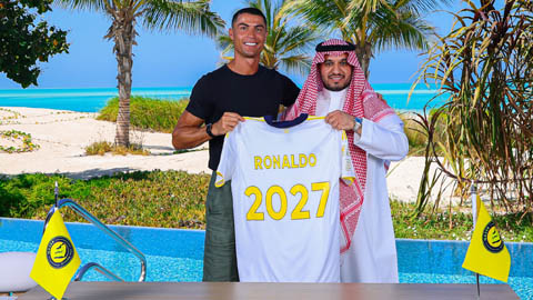  Ronaldo khiến fan ngỡ ngàng với phát biểu 'đanh thép' sau khi nhận núi tiền từ Al Nassr
