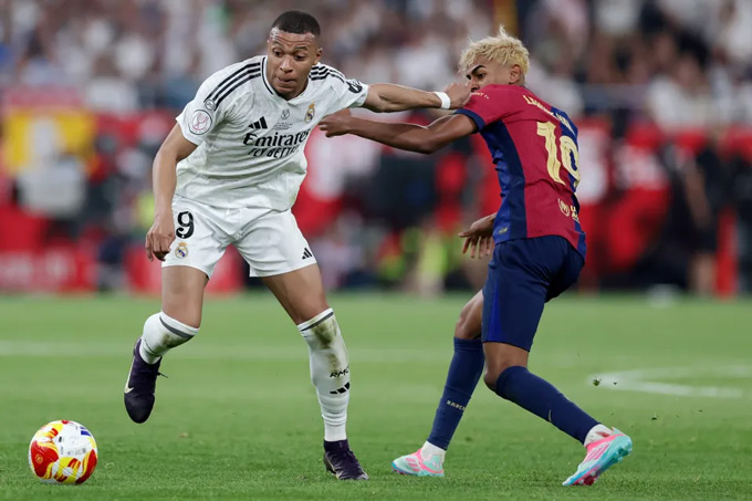 Real Madrid đang soi mình vào tấm gương của Barca trong kỷ nguyên mới