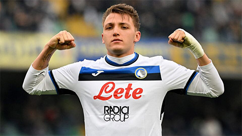  MU đừng quên tiền đạo 'ngon bổ rẻ' Retegui