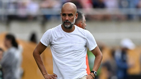  'Cú tát' tỉnh người cho Pep Guardiola