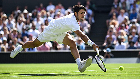  Wimbledon 2025: Carlos Alcaraz hủy diệt tay vợt hạng 733, vào vòng 3 ấn tượng
