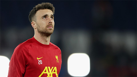  Cầu thủ Liverpool đầu tiên tưởng niệm Jota