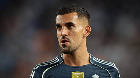  'Nạn nhân' đầu tiên của Xabi Alonso tại Real Madrid là cựu sao Arsenal