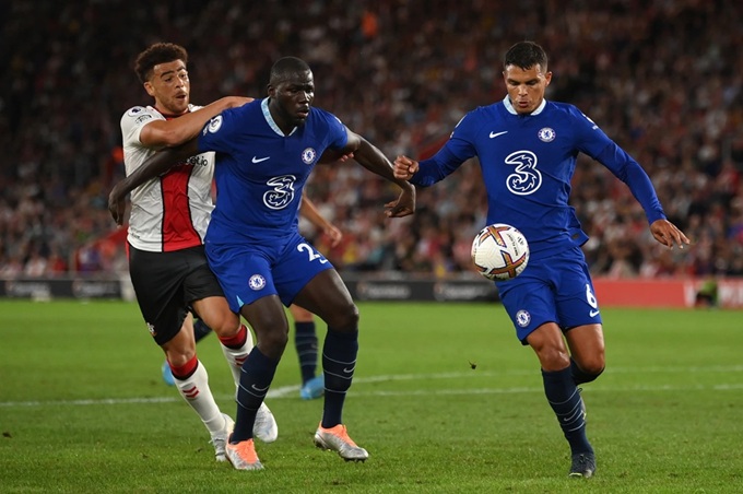 Thiago Silva và Koulibaly từng là cặp trung vệ hàng đầu của Chelsea ở mùa giải 2022/23