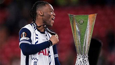  Real Madrid và AC Milan đại chiến vì nhà vô địch Europa League