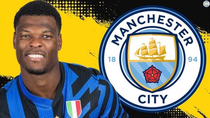 Man City đang quan tâm tới Dumfries