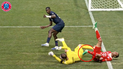  Musiala chấn thương rùng rợn, Donnarumma bật khóc không dám nhìn