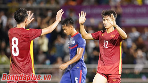  Khuất Văn Khang: Chờ bản lĩnh từ nhà vô địch ASEAN Cup