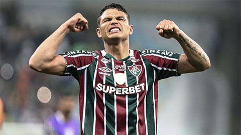  Ở Fluminense, Thiago Silva là một vị thần