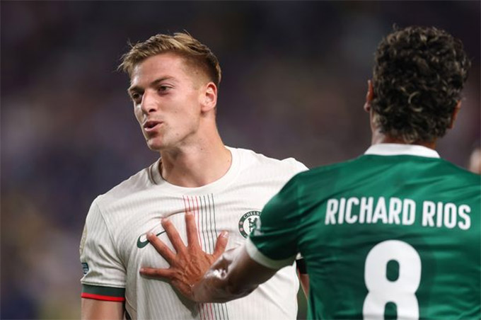 Delap cũng từng trưởng thành từ lò Man City