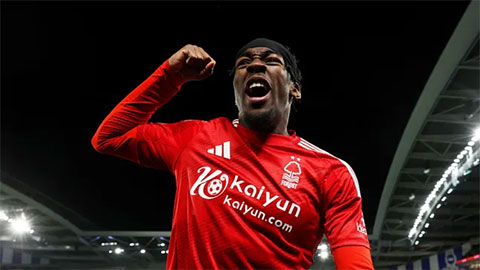  Elanga mang đống tiền về cho MU