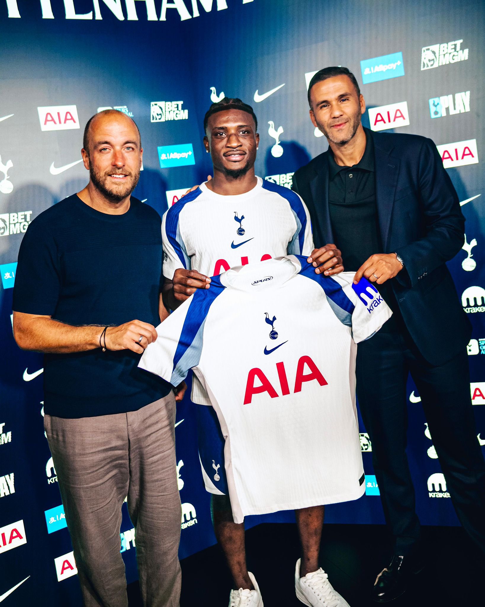 Tân binh Kudus ra mắt Tottenham