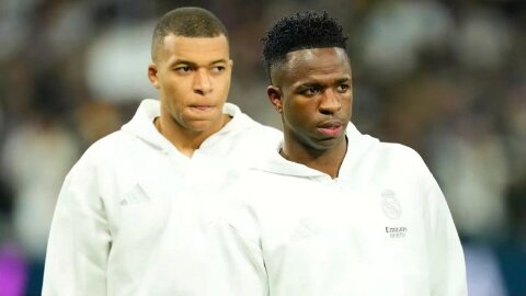  Real Madrid: Hoặc Kylian Mbappe, hoặc Vinicius Jr sẽ trở thành siêu dự bị?