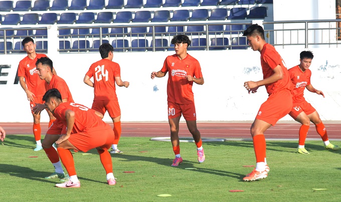 Tiền đạo Bùi Alex (số 30). Ảnh: Phan Hồng