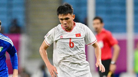  CAHN chiêu mộ tiền vệ triển vọng hàng đầu ĐT Việt Nam