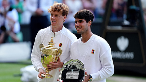  Sinner phục hận Alcaraz thành công ở chung kết Wimbledon 2025, nói lời gan ruột với kỳ phùng địch thủ