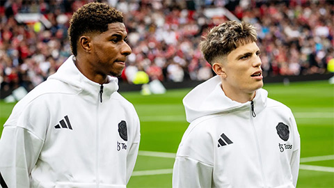  Rashford và Garnacho chỉ được tập luyện khi đội một MU ra về